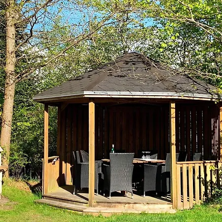 Prázdninový dům 7 Person In *