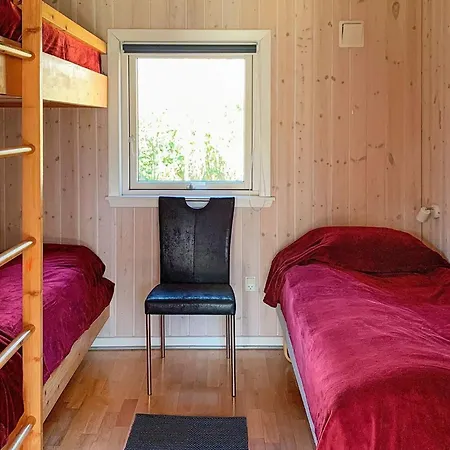 Prázdninový dům 7 Person In *