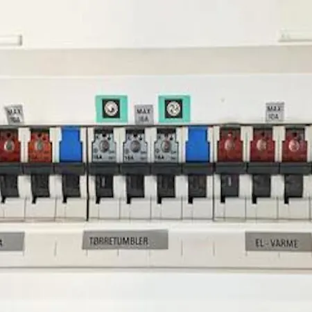 7 Person In *